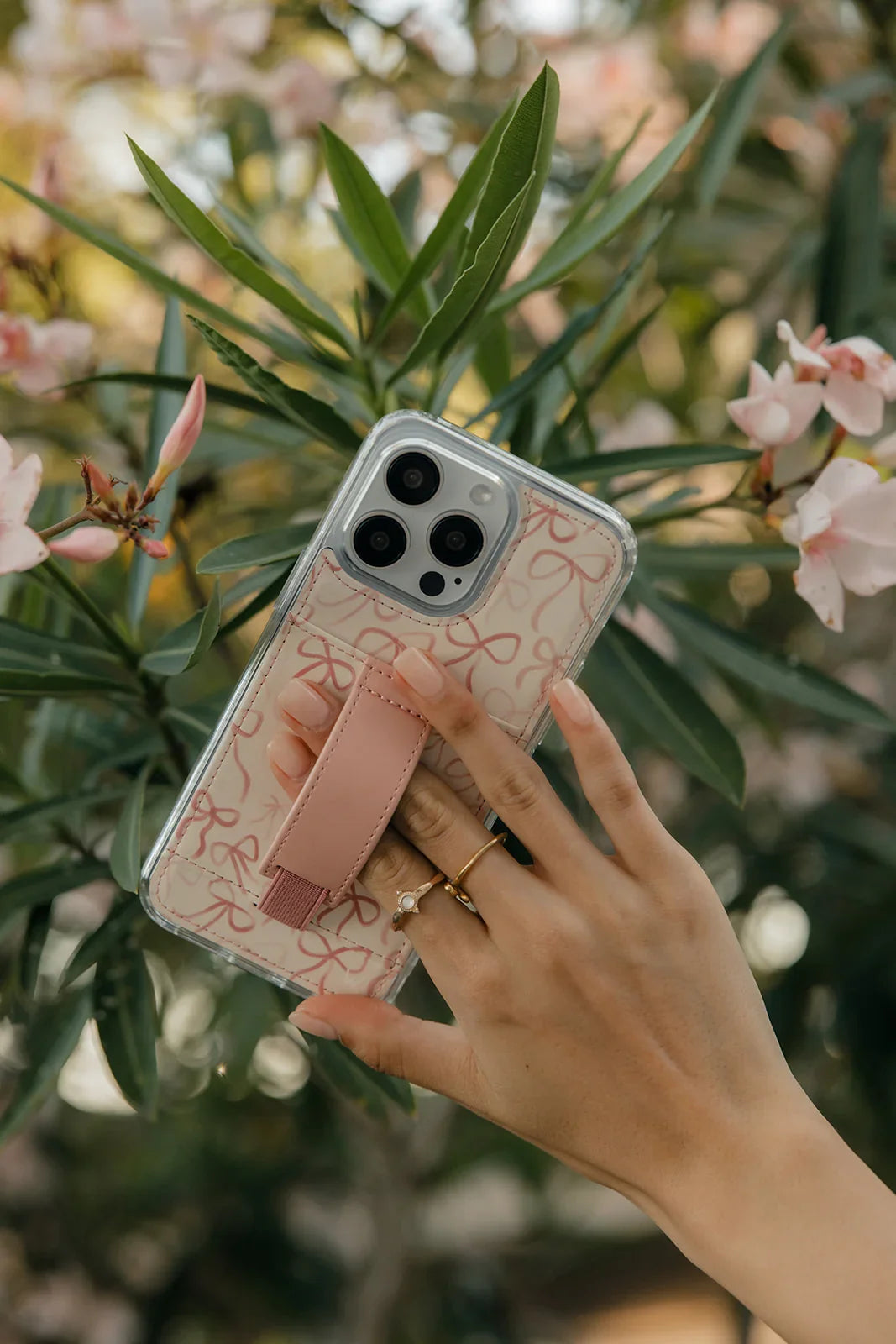 Rosy Ribbons – Walli Cases