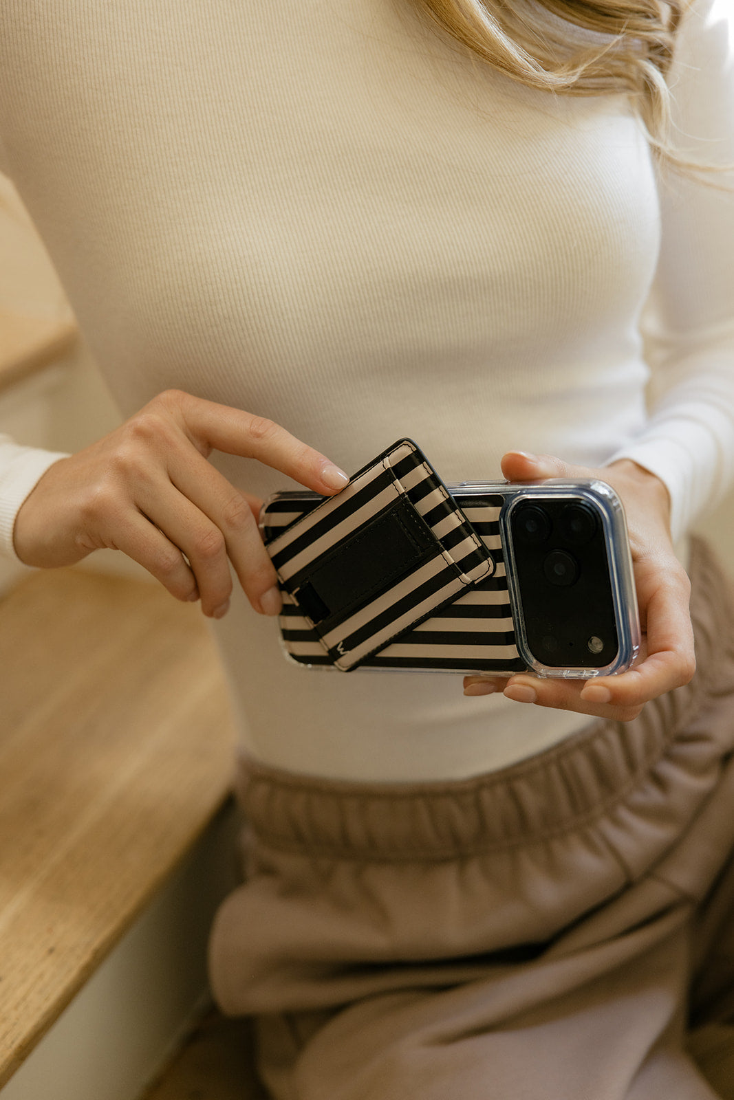 Magic Line Case Fine Line Magnetic Case – Walli Cases